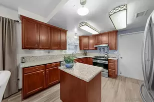 9214 Via De Cristina, Santee, CA 92071 - Photo 16