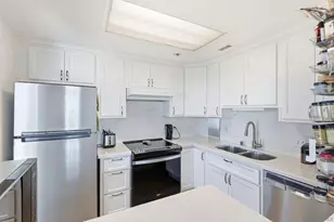 3890 Nobel, San Diego, CA 92122 - Photo 14