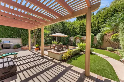  9744 Claiborne Square, La Jolla, CA 92037 - Photo 20