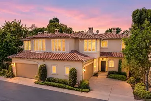 9744 Claiborne Square, La Jolla, CA 92037 - Photo 28