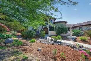 2735 Crownpoint Pl, Escondido, CA 92027 - Photo 2
