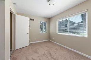 7425 Charmant Dr, San Diego, CA 92122 - Photo 24