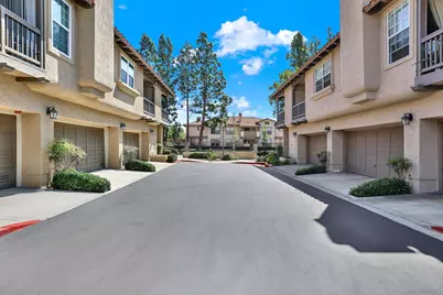  13450 Savanna, Tustin, CA 92782 - Photo 2