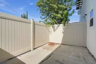 135 Cook St, Redlands, CA 92374 - Photo 36