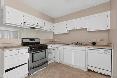  135 Cook St, Redlands, CA 92374 - Photo 20
