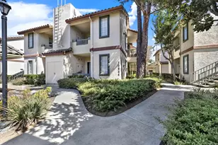 10864 Sabre Hill Dr, San Diego, CA 92128 - Photo 2