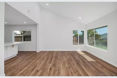  4566 Hancock Cir, Oceanside, CA 92056 - Photo 6