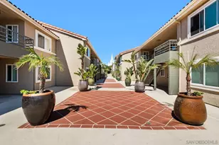 7405 Charmant Dr, San Diego, CA 92122 - Photo 2