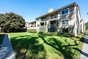 7405 Charmant Dr, San Diego, CA 92122 - Photo 20