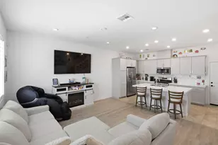 2044 Bluestone Cir, Chula Vista, CA 91913 - Photo 10