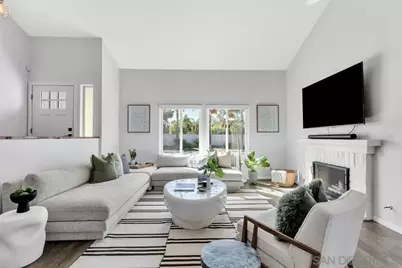  377 N Willowspring Drive, Encinitas, CA 92024 - Photo 8