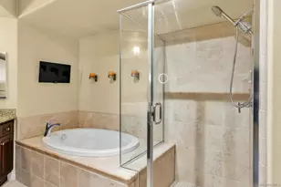 8355 Station Village Ln, San Diego, CA 92108 - Photo 14