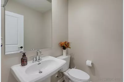  2062 Bluestone  Cir, Chula Vista, CA 91913 - Photo 18