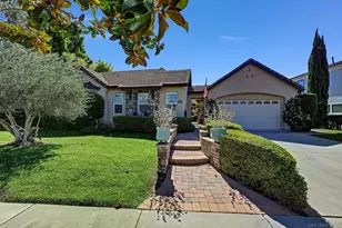 18343 St Etienne Ln, San Diego, CA 92128 - Photo 2