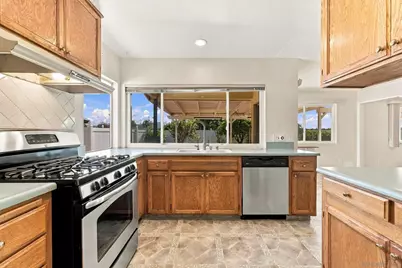  931 Eton Ct, Chula Vista, CA 91913 - Photo 10
