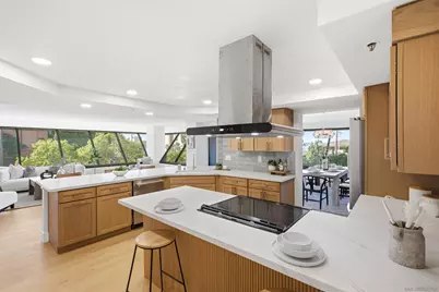  230 W Laurel #204, San Diego, CA 92101 - Photo 10