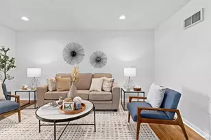 7565 Charmant Dr, San Diego, CA 92122 - Photo 2