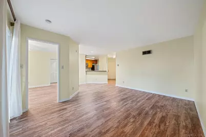  7405 Charmant Dr. #2411, San Diego, CA 92122 - Photo 6