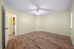 7405 Charmant Dr, San Diego, CA 92122 - Photo 20
