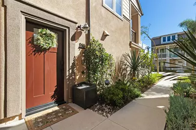 810 Santa Barbara Pl, San Diego, CA 92109 - Photo 4