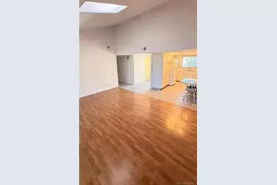  3660 N Vista Campana No. #8, Oceanside, CA 92057 - Photo 12
