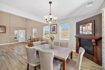  428 Granite, Lake Elsinore, CA 92530 - Photo 4