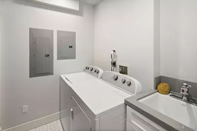  814 F Avenue, Coronado, CA 92118 - Photo 18
