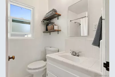  332 Glorietta Pl, Coronado, CA 92118 - Photo 22