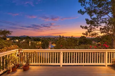  613 Carnation Lane, Fallbrook, CA 92028 - Photo 4