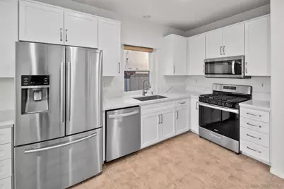  6021 Paseo Carreta, Carlsbad, CA 92009 - Photo 4
