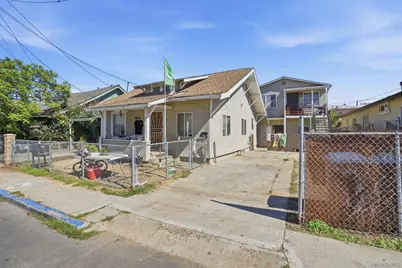  131-37 30th Street, San Diego, CA 92102 - Photo 2