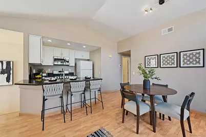  485 Belle Vista #211, Chula Vista, CA 91910 - Photo 8