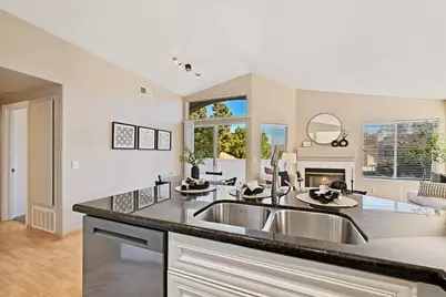  485 Belle Vista #211, Chula Vista, CA 91910 - Photo 12