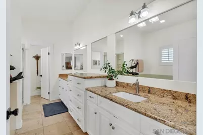  250 C Avenue, Coronado, CA 92118 - Photo 18