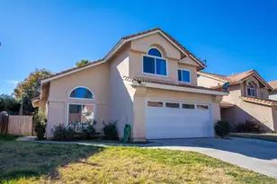 24643 Leafwood Dr, Murrieta, CA 92562 - Photo 2