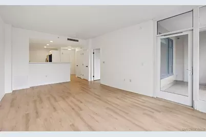  530 K St #216, San Diego, CA 92101 - Photo 2