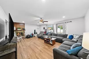 2297 1/2 Orchard Ave, El Cajon, CA 92019 - Photo 4