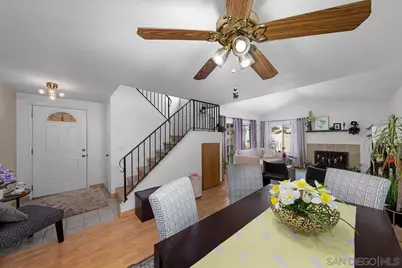  10366 Rochelle Ave, Santee, CA 92071 - Photo 4