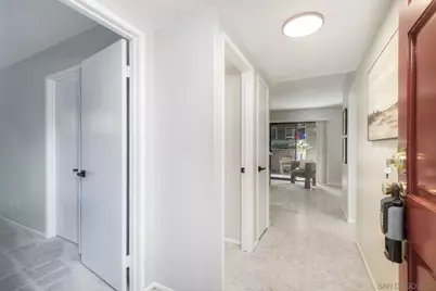  1087 Shadowridge Dr #107, Vista, CA 92081 - Photo 2