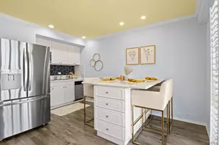 1021 Scott St, San Diego, CA 92106 - Photo 4