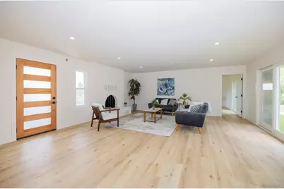  807 Poinsettia Ave, Vista, CA 92081 - Photo 4