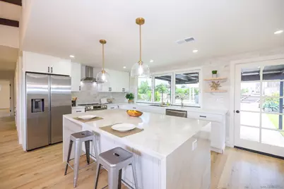  807 Poinsettia Ave, Vista, CA 92081 - Photo 12