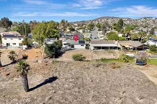 9421 Avenida Acero, Spring Valley, CA 91977 - Photo 38