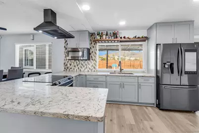  341 Paraiso Ave, Spring Valley, CA 91977 - Photo 10