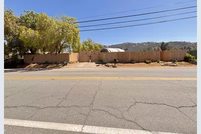  2233 Rainbow Valley Blvd, Fallbrook, CA 92028 - Photo 1