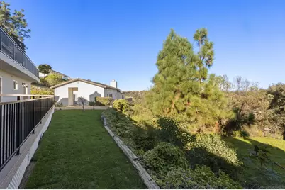  7875 Bellakaren Pl, La Jolla, CA 92037 - Photo 64