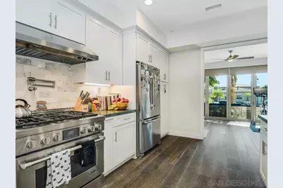 938 Opal, San Diego, CA 92109 - Photo 10
