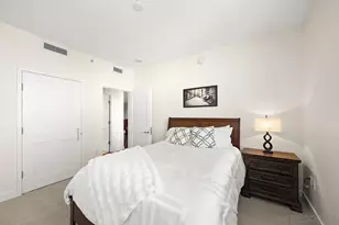 700 W E St, San Diego, CA 92101 - Photo 32