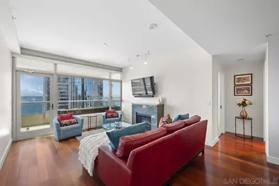  700 W E Street #2802, San Diego, CA 92101 - Photo 4