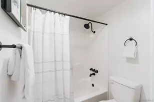 4652 Don Lorenzo Dr, Los Angeles, CA 90008 - Photo 28